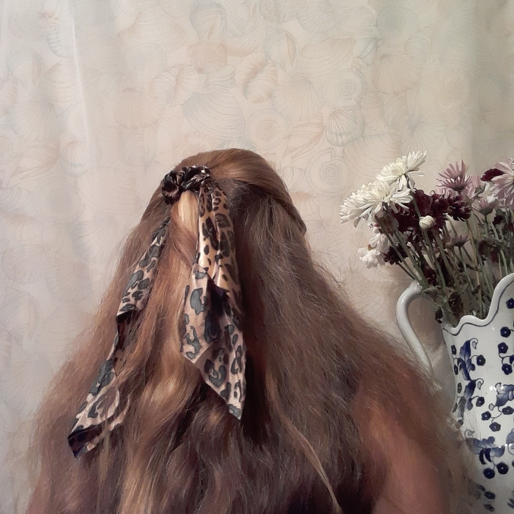 Animal Print Scarf Hair Scrunchie - Picture 2 of 4